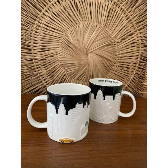 ▪️SOLD▪️2 STARBUCKS NYC BIG Coffee Mug Taxi